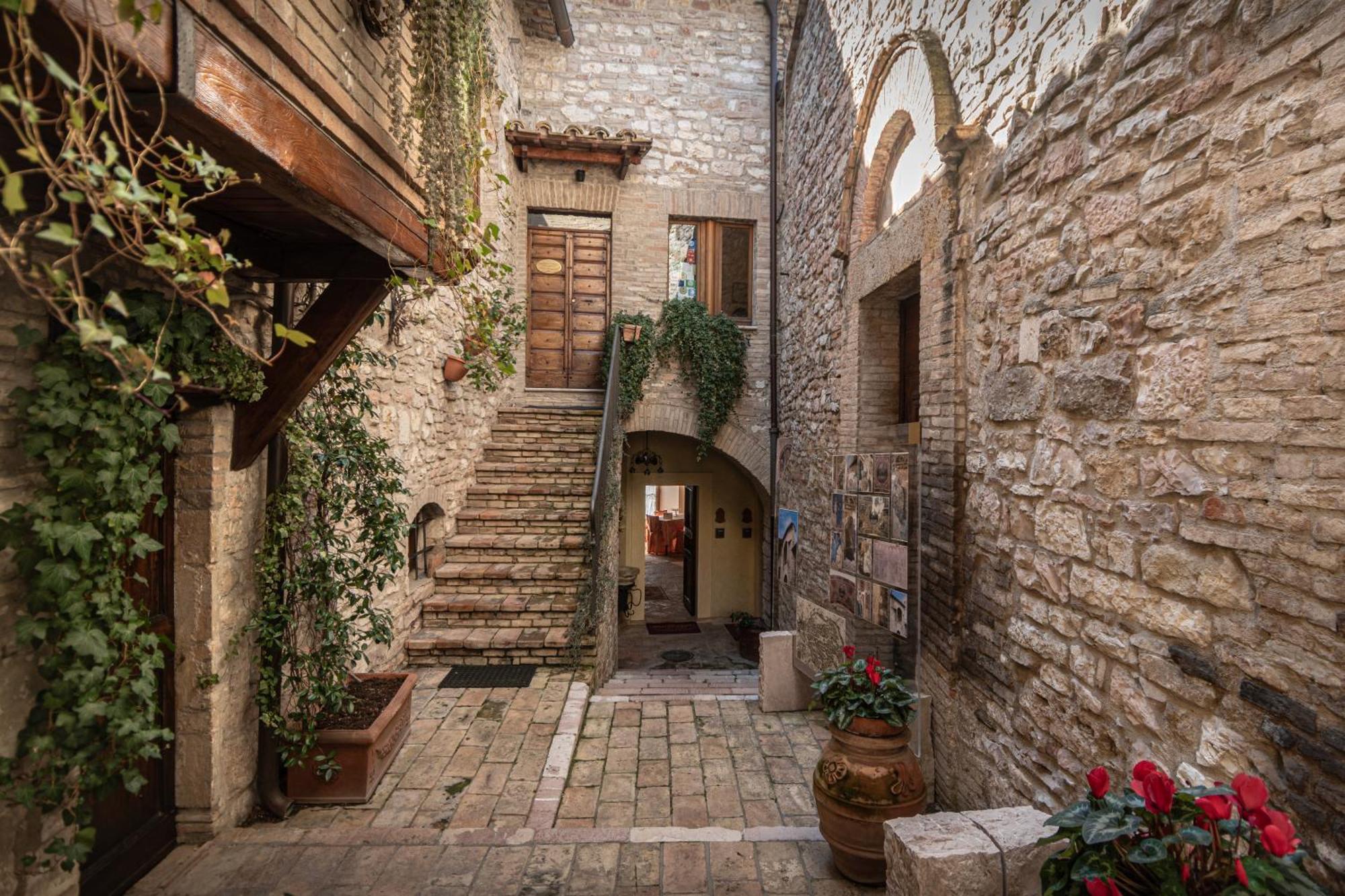 Residenza D'Epoca San Crispino Aparthotel Ασίζη Εξωτερικό φωτογραφία