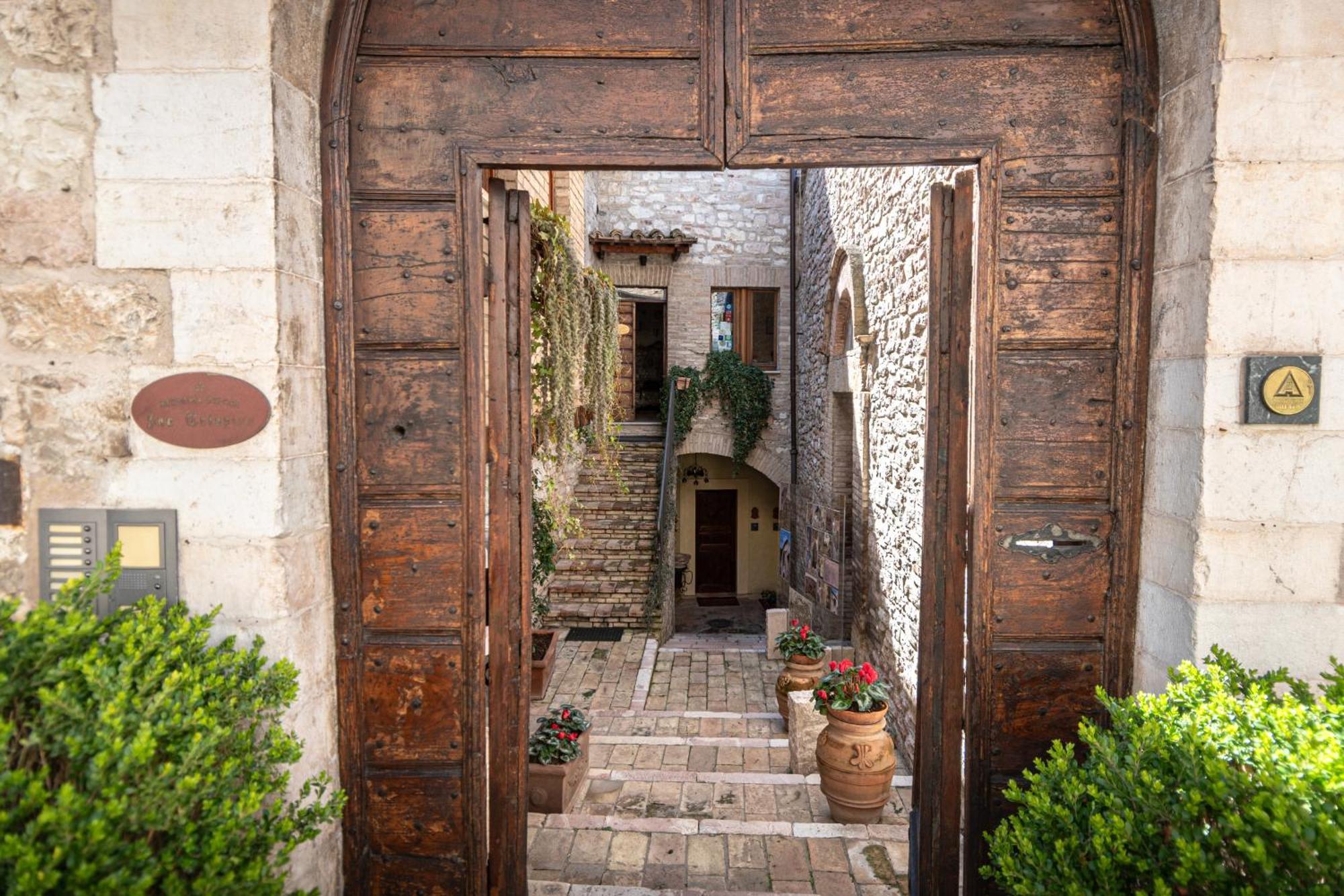 Residenza D'Epoca San Crispino Aparthotel Ασίζη Εξωτερικό φωτογραφία